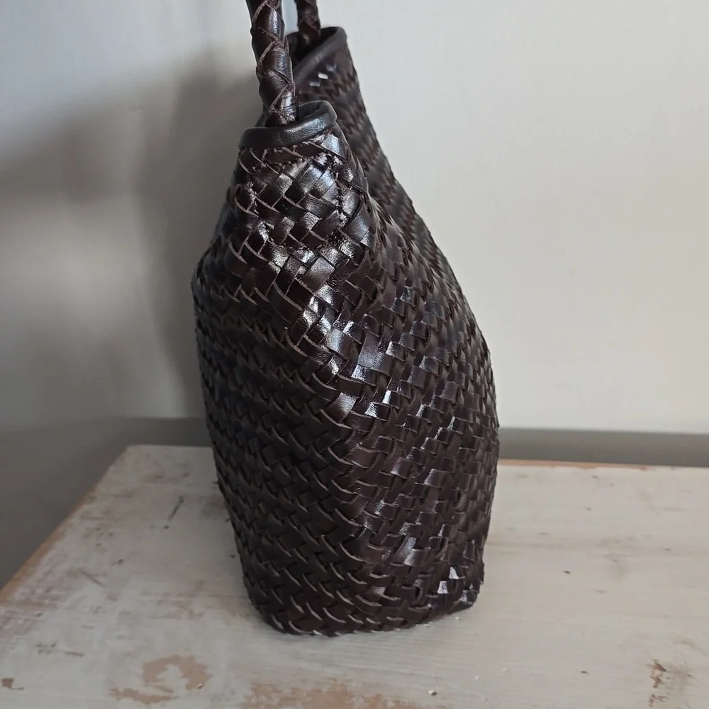 Madewell The Handwoven Shoulder Bag - Picture 5 of 10